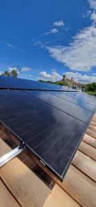 Installation photovoltaique de 8kw avec stockage batteries avec système retrofit Back up si Absence du réseau EDF